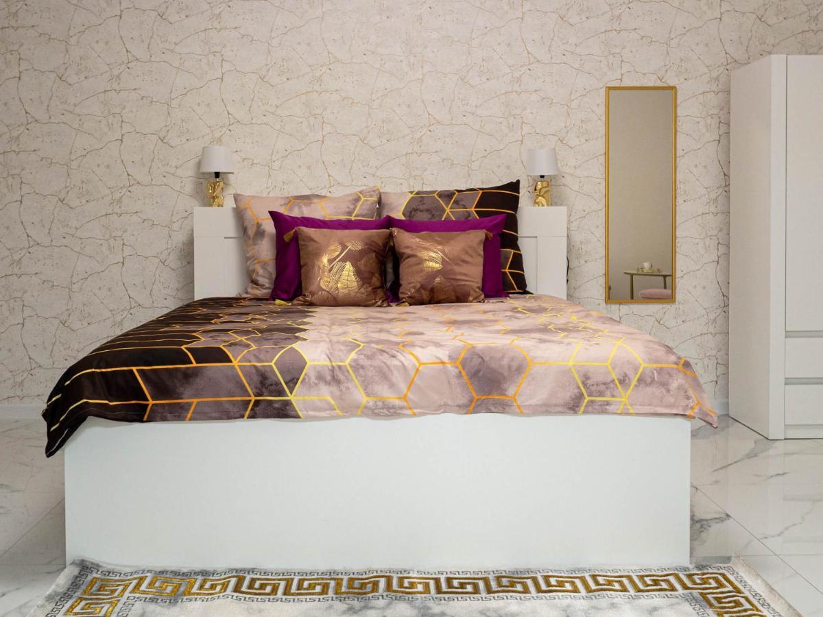 Apartament Gold Aleja Nmp 8 - Free Parking Ченстохова Екстер'єр фото